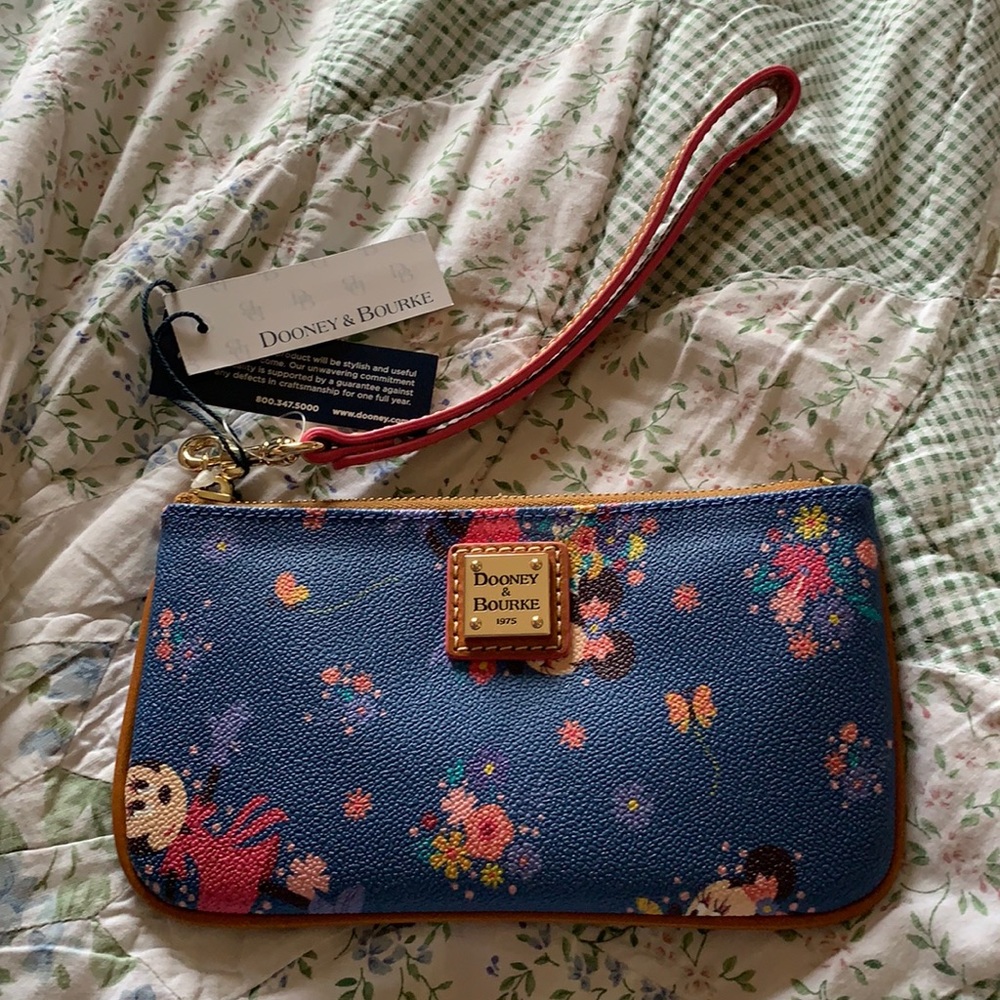 Disney Dooney Bourke 2021 Flower &Garden Wristlet